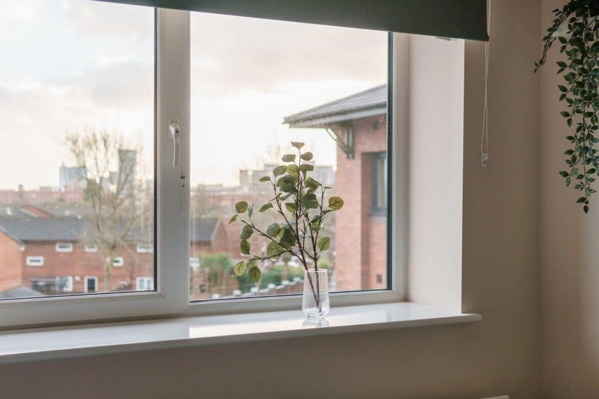Modern 1 Bedroom Apartment In Manchester Eksteriør billede