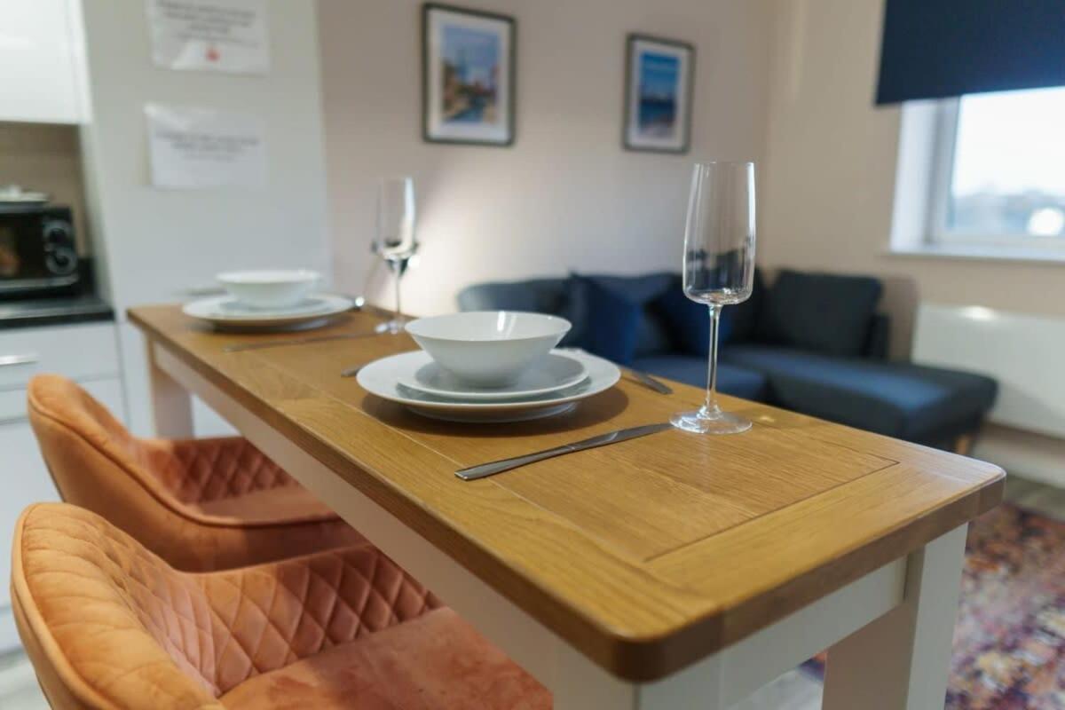 Modern 1 Bedroom Apartment In Manchester Eksteriør billede