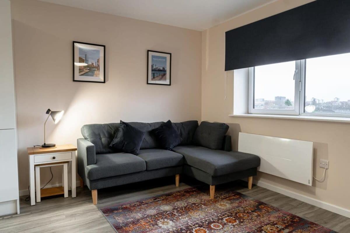 Modern 1 Bedroom Apartment In Manchester Eksteriør billede