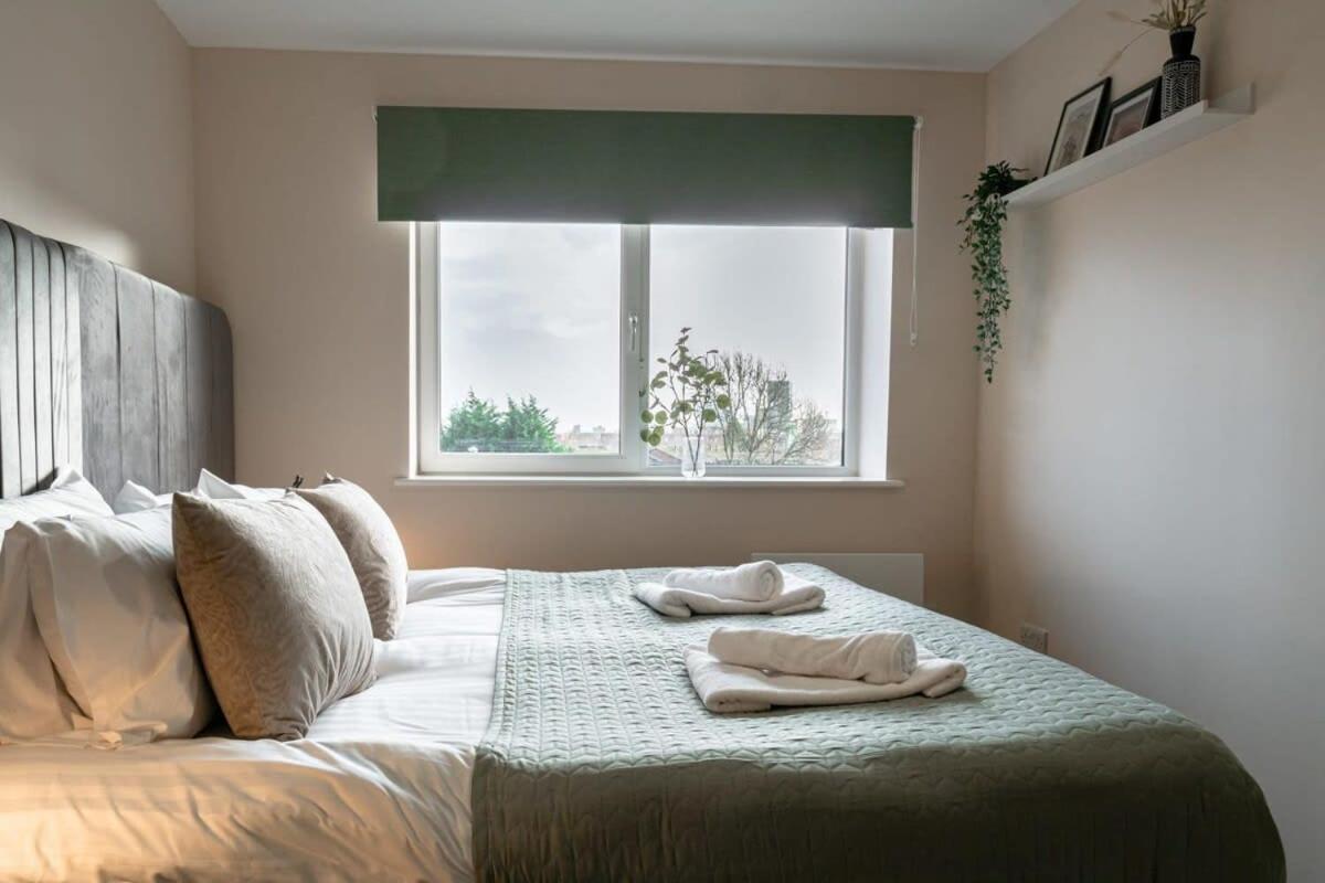 Modern 1 Bedroom Apartment In Manchester Eksteriør billede